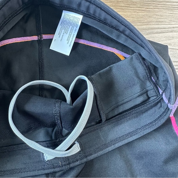 CW-X Staiblyx Ventilator Compression Shorts Womens Large Black Conditioning NWT - Picture 2 of 14